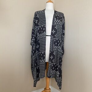Bandit Kimono Boho Black White Size Small